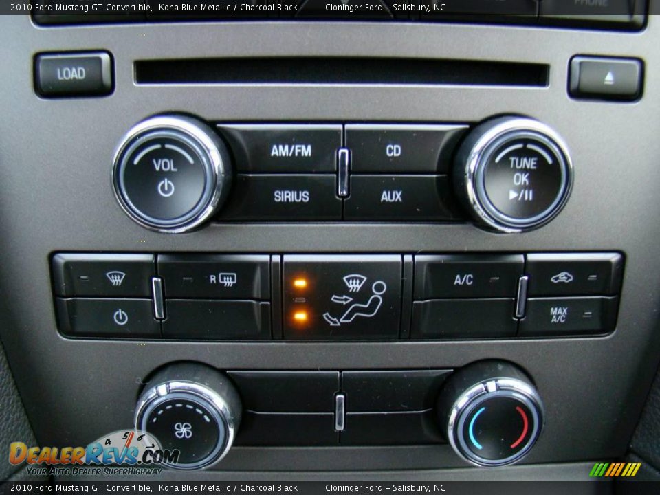 2010 Ford Mustang GT Convertible Kona Blue Metallic / Charcoal Black Photo #18