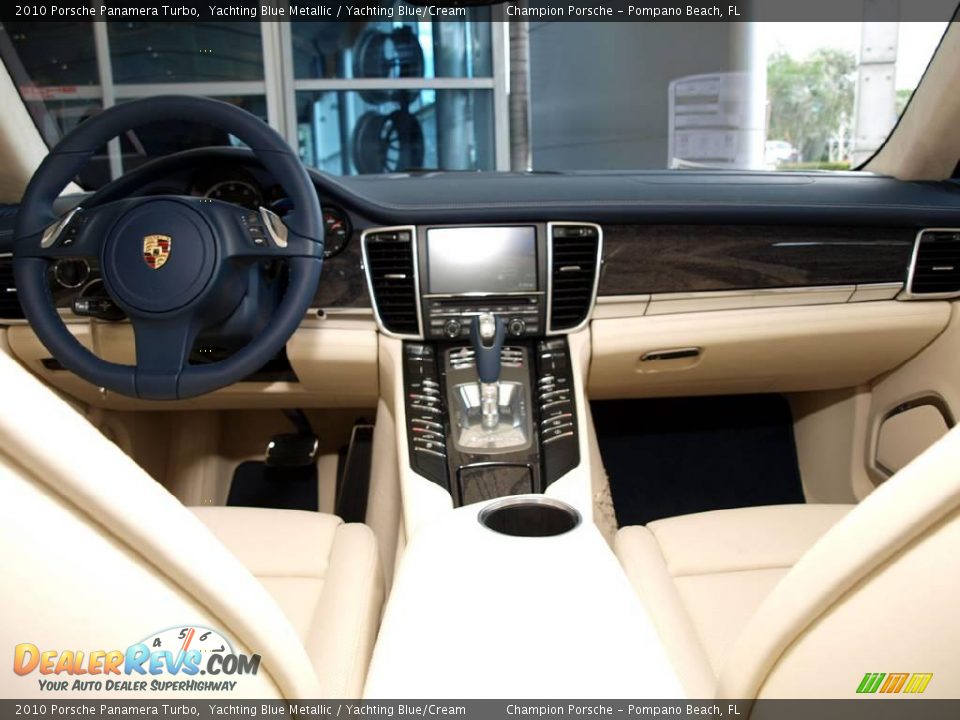 2010 Porsche Panamera Turbo Yachting Blue Metallic / Yachting Blue/Cream Photo #17