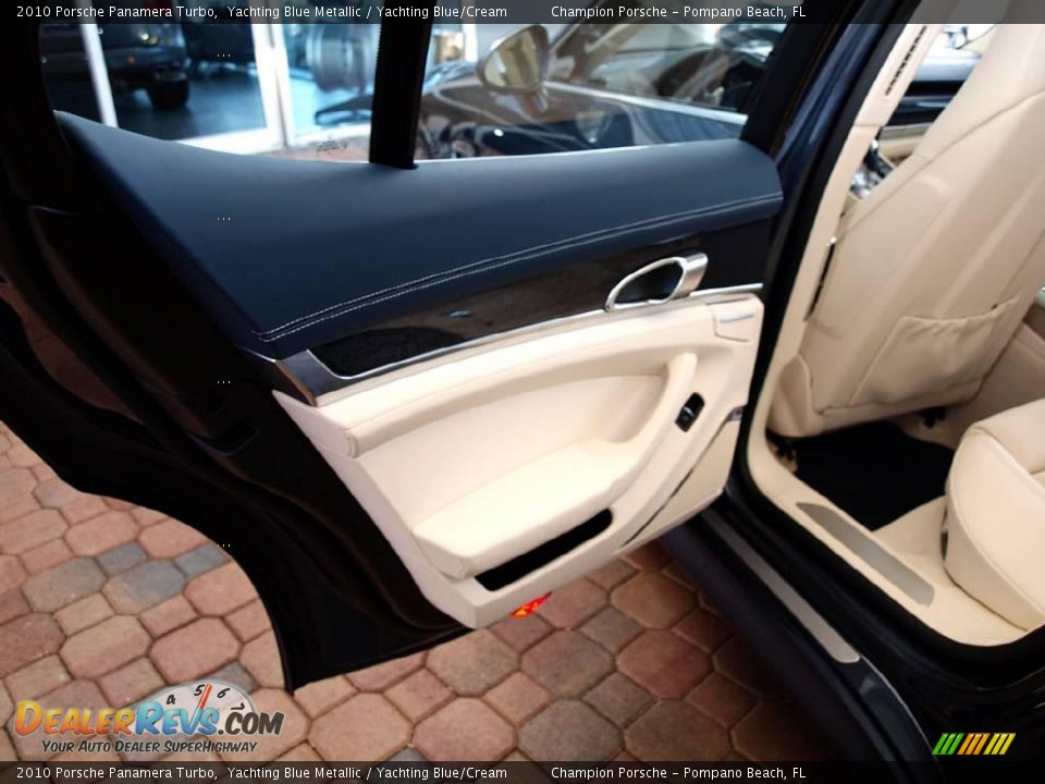 2010 Porsche Panamera Turbo Yachting Blue Metallic / Yachting Blue/Cream Photo #18
