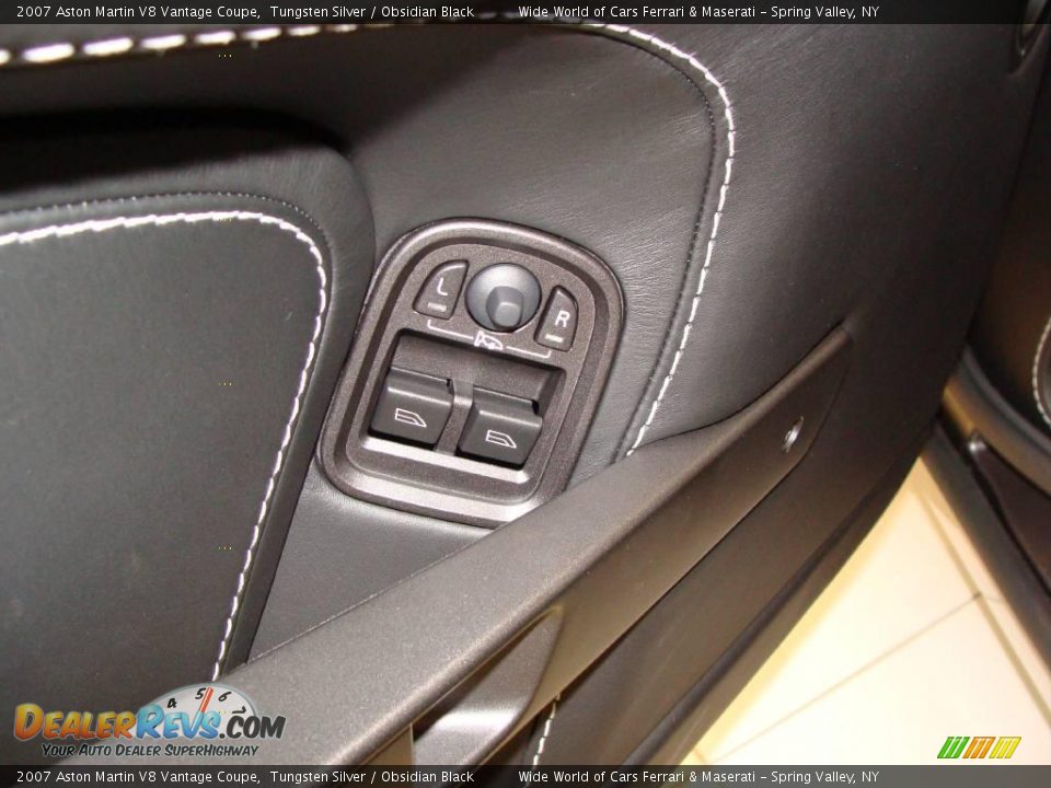 2007 Aston Martin V8 Vantage Coupe Tungsten Silver / Obsidian Black Photo #12