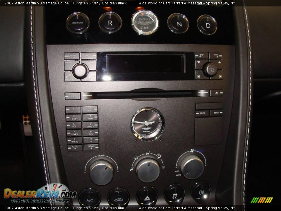 2007 Aston Martin V8 Vantage Coupe Tungsten Silver / Obsidian Black Photo #19