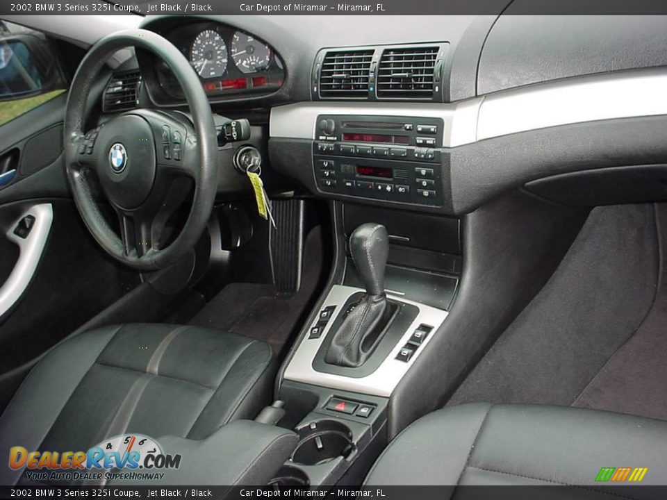 2002 BMW 3 Series 325i Coupe Jet Black / Black Photo #13