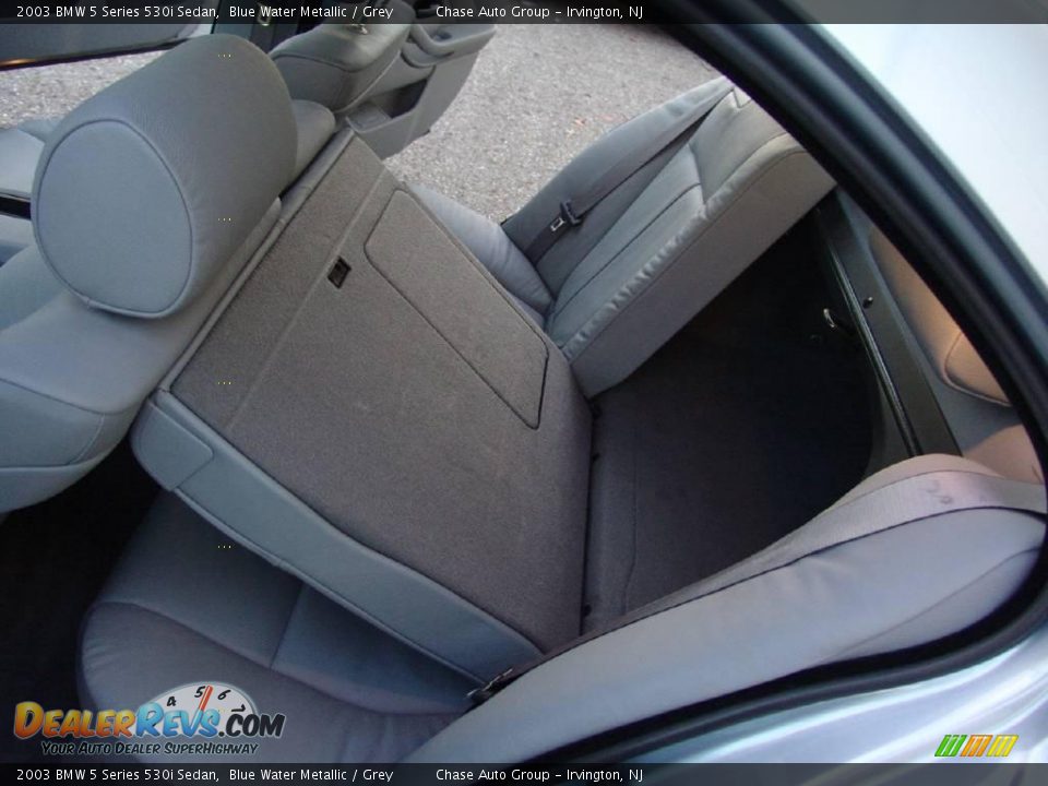 2003 BMW 5 Series 530i Sedan Blue Water Metallic / Grey Photo #27