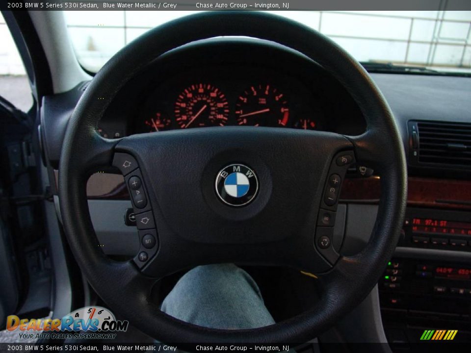 2003 BMW 5 Series 530i Sedan Blue Water Metallic / Grey Photo #32