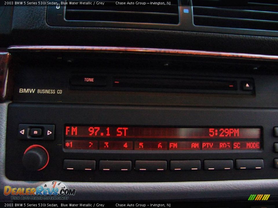 2003 BMW 5 Series 530i Sedan Blue Water Metallic / Grey Photo #36