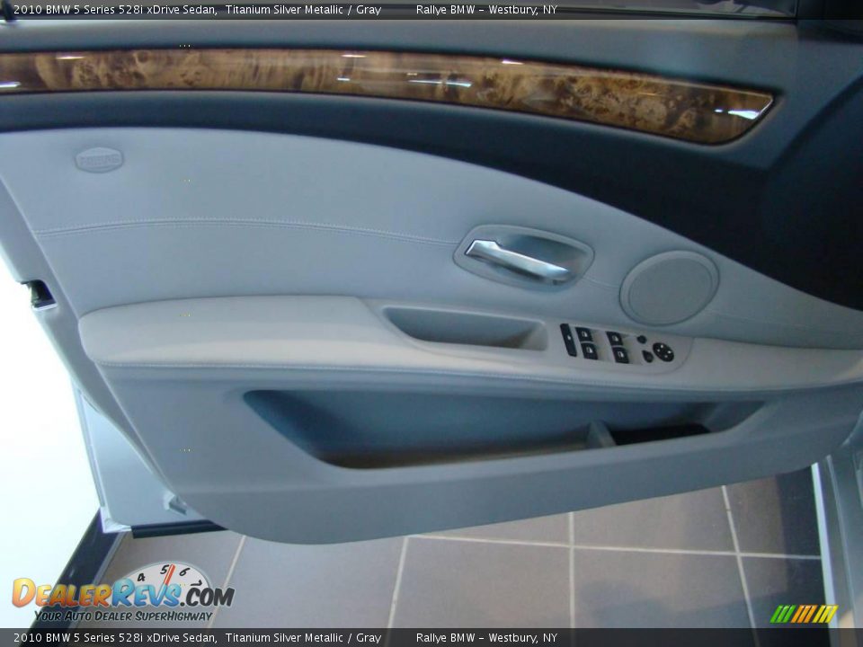 2010 BMW 5 Series 528i xDrive Sedan Titanium Silver Metallic / Gray Photo #6