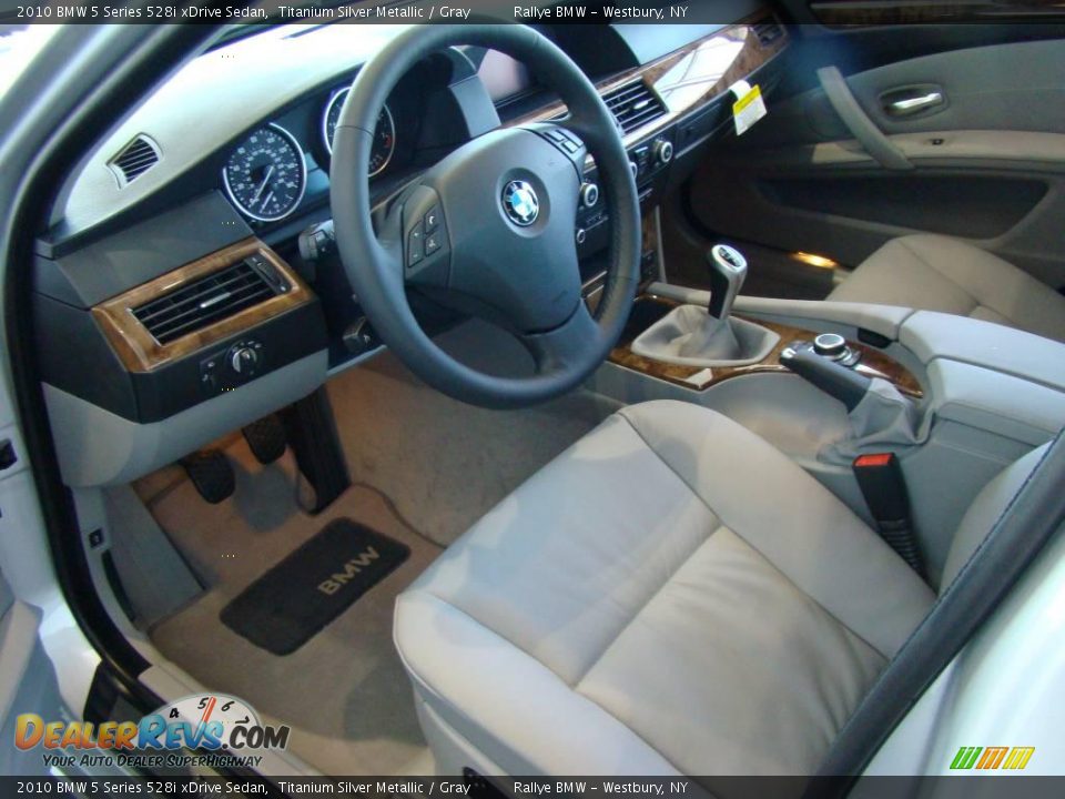 2010 BMW 5 Series 528i xDrive Sedan Titanium Silver Metallic / Gray Photo #8