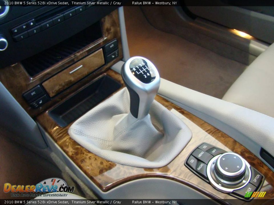 2010 BMW 5 Series 528i xDrive Sedan Titanium Silver Metallic / Gray Photo #11