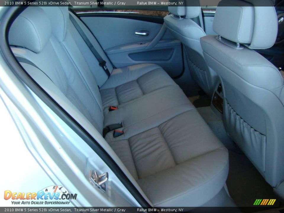 2010 BMW 5 Series 528i xDrive Sedan Titanium Silver Metallic / Gray Photo #13