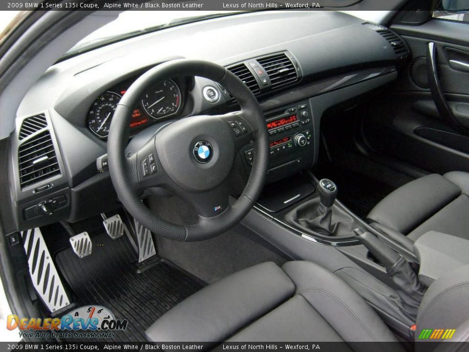 2009 BMW 1 Series 135i Coupe Alpine White / Black Boston Leather Photo #12