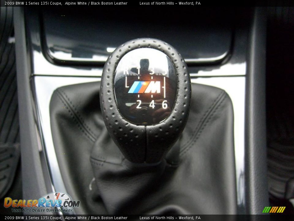 2009 BMW 1 Series 135i Coupe Alpine White / Black Boston Leather Photo #16