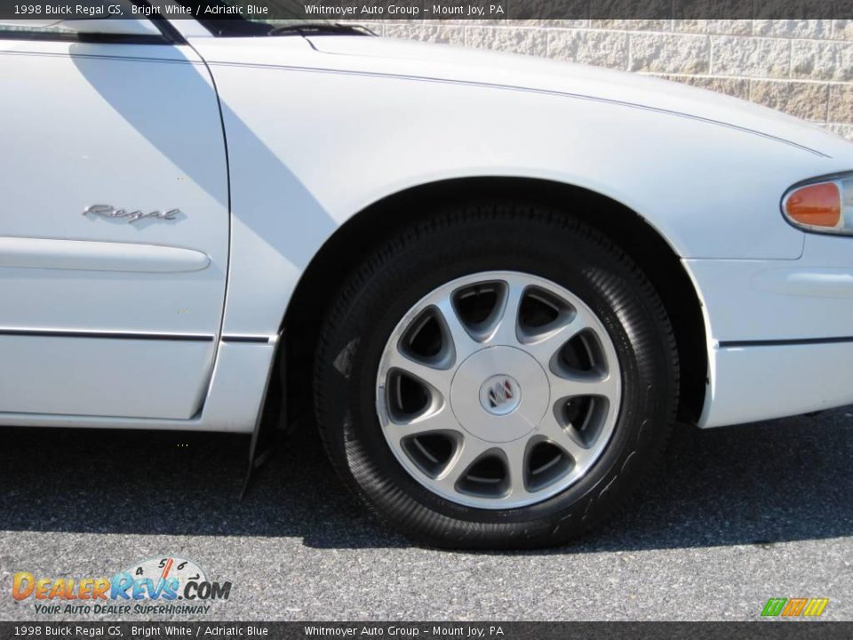 1998 Buick Regal GS Bright White / Adriatic Blue Photo #4