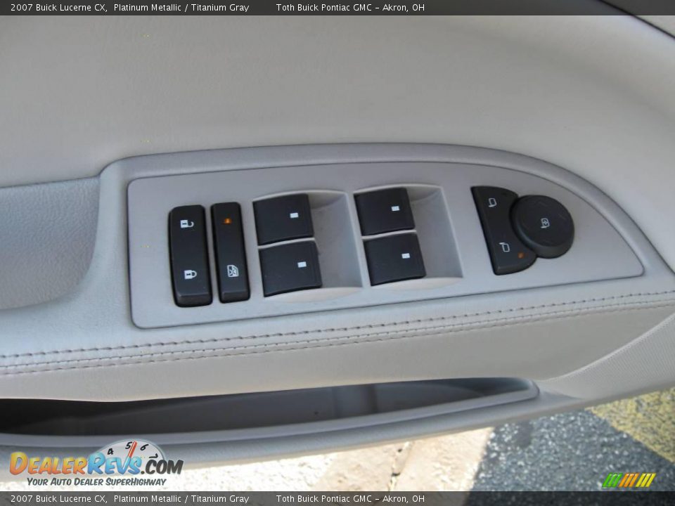 2007 Buick Lucerne CX Platinum Metallic / Titanium Gray Photo #10