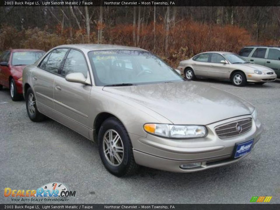 2003 Buick Regal LS Light Sandrift Metallic / Taupe Photo #1