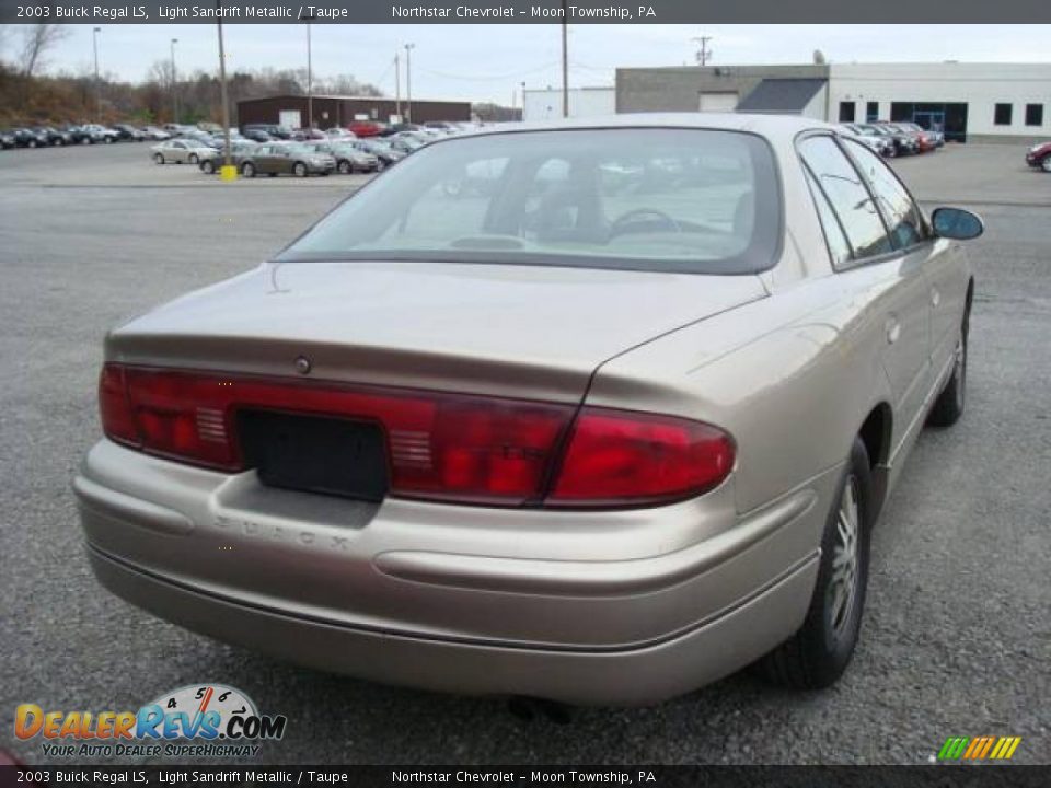 2003 Buick Regal LS Light Sandrift Metallic / Taupe Photo #3