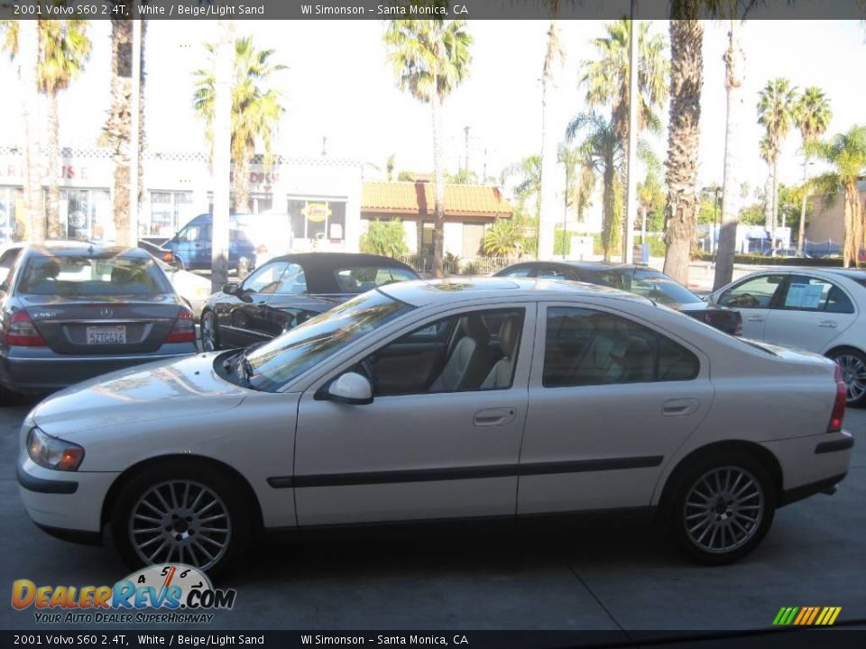 2001 Volvo S60 2.4T White / Beige/Light Sand Photo #6