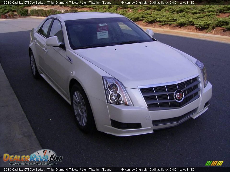 2010 Cadillac CTS 3.0 Sedan White Diamond Tricoat / Light Titanium/Ebony Photo #5