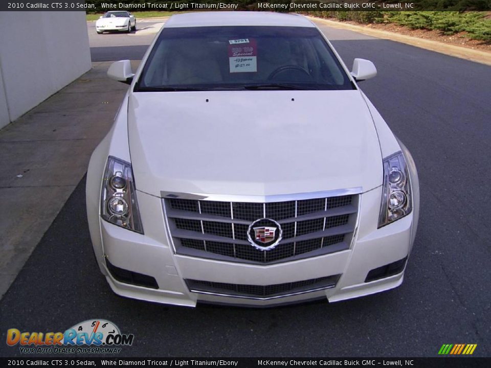 2010 Cadillac CTS 3.0 Sedan White Diamond Tricoat / Light Titanium/Ebony Photo #6