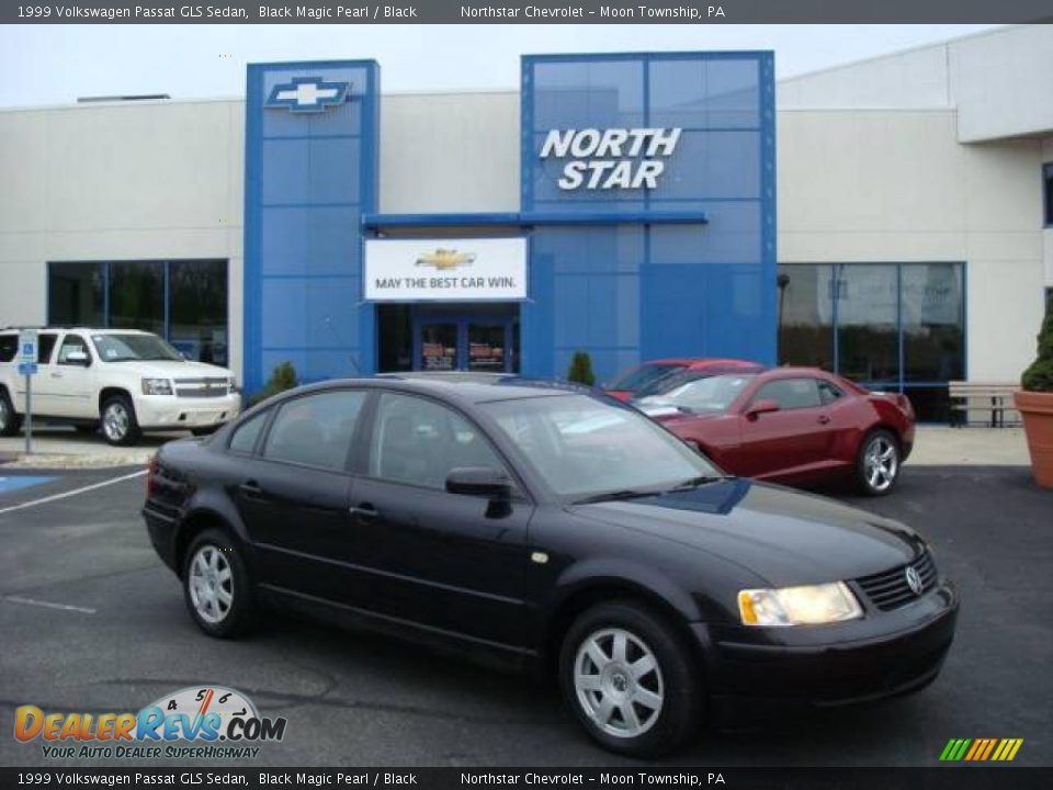 1999 Volkswagen Passat GLS Sedan Black Magic Pearl / Black Photo #1