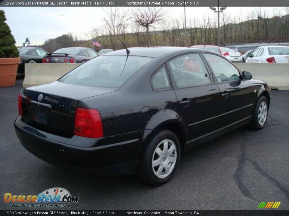 1999 Volkswagen Passat GLS Sedan Black Magic Pearl / Black Photo #3