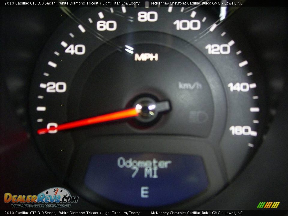 2010 Cadillac CTS 3.0 Sedan White Diamond Tricoat / Light Titanium/Ebony Photo #25