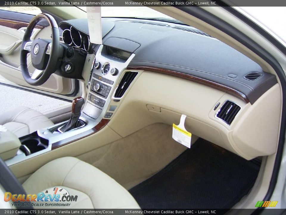 2010 Cadillac CTS 3.0 Sedan Vanilla Latte / Cashmere/Cocoa Photo #15
