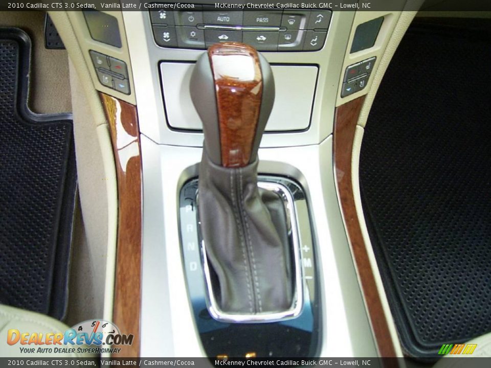 2010 Cadillac CTS 3.0 Sedan Vanilla Latte / Cashmere/Cocoa Photo #22