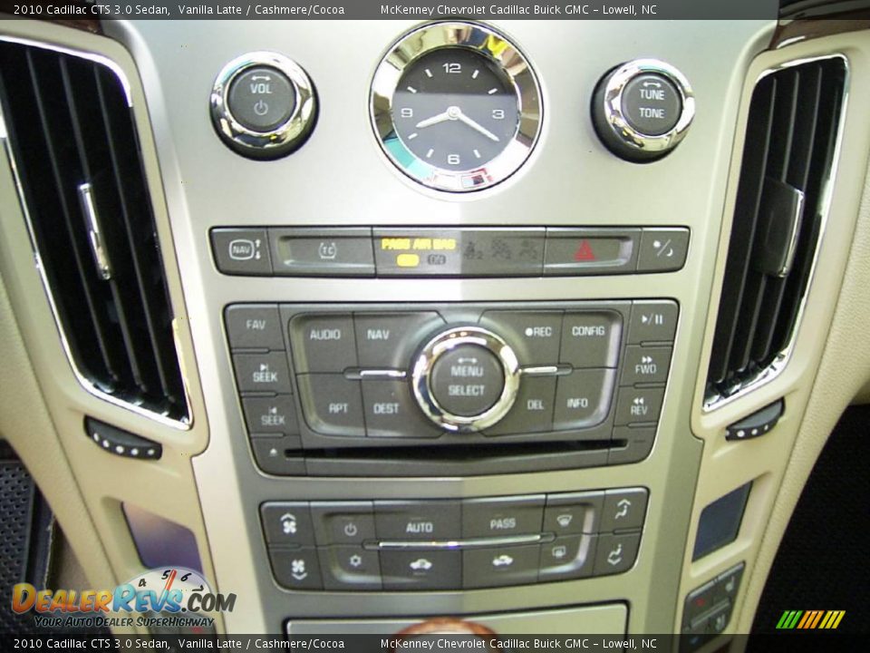 2010 Cadillac CTS 3.0 Sedan Vanilla Latte / Cashmere/Cocoa Photo #23