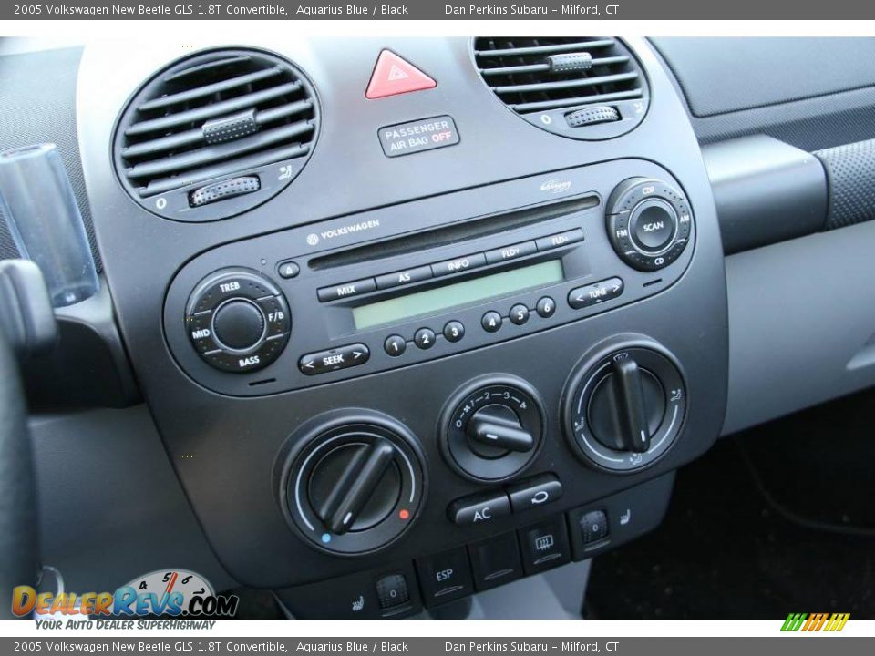 2005 Volkswagen New Beetle GLS 1.8T Convertible Aquarius Blue / Black Photo #17