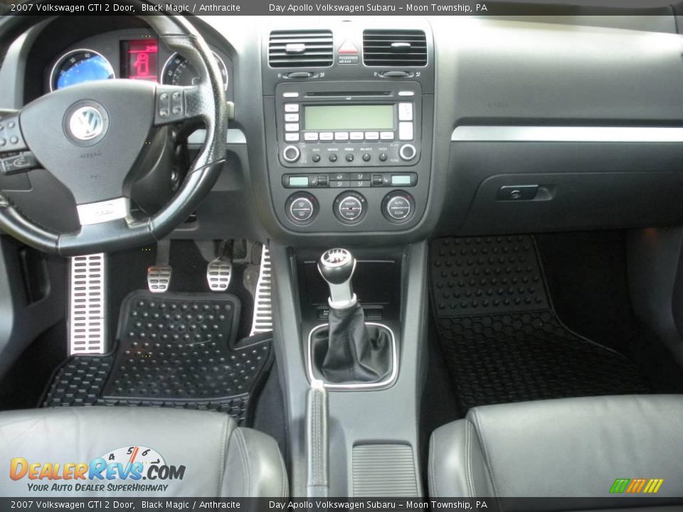 2007 Volkswagen GTI 2 Door Black Magic / Anthracite Photo #14