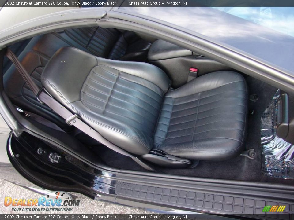 2002 Chevrolet Camaro Z28 Coupe Onyx Black / Ebony Black Photo #18