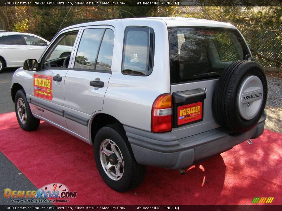 2000 Chevrolet Tracker 4WD Hard Top Silver Metallic / Medium Gray Photo #6