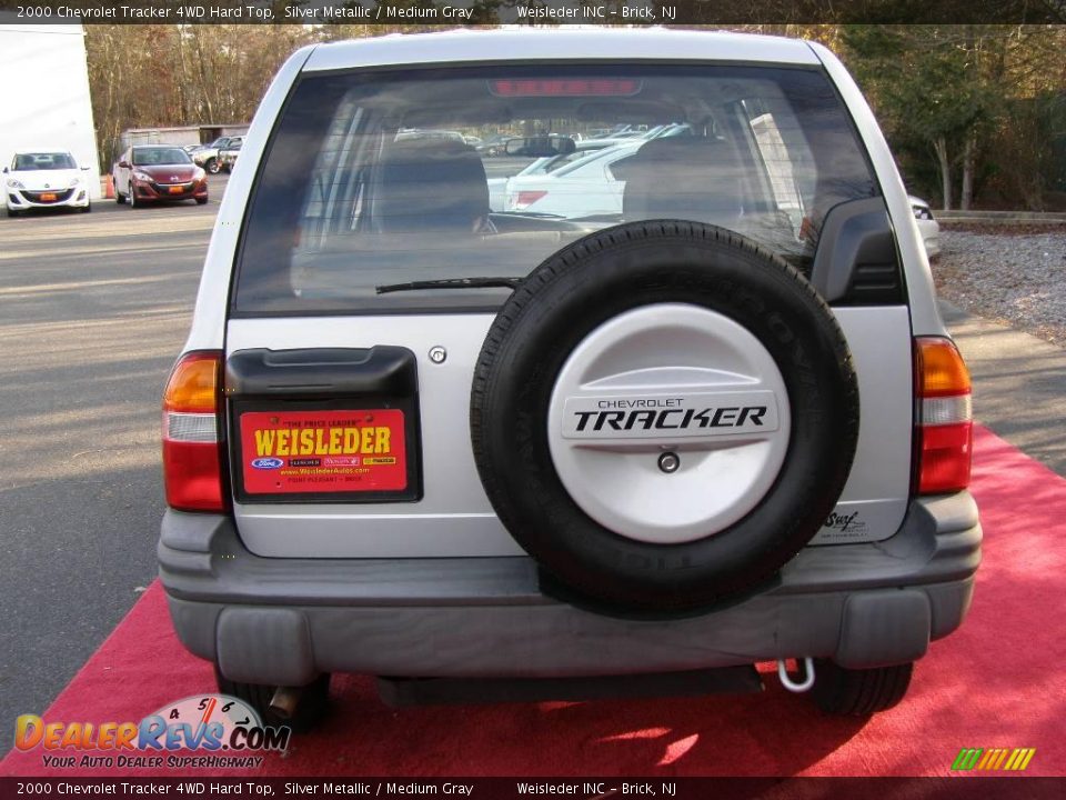 2000 Chevrolet Tracker 4WD Hard Top Silver Metallic / Medium Gray Photo #8