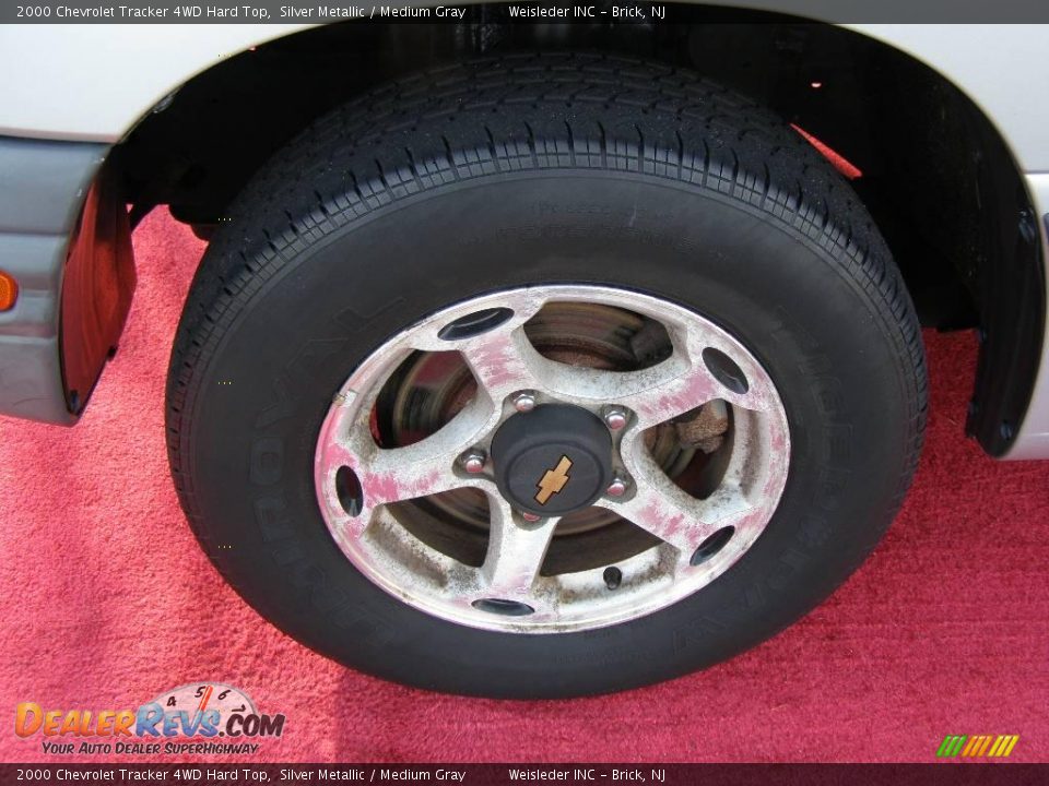2000 Chevrolet Tracker 4WD Hard Top Silver Metallic / Medium Gray Photo #9
