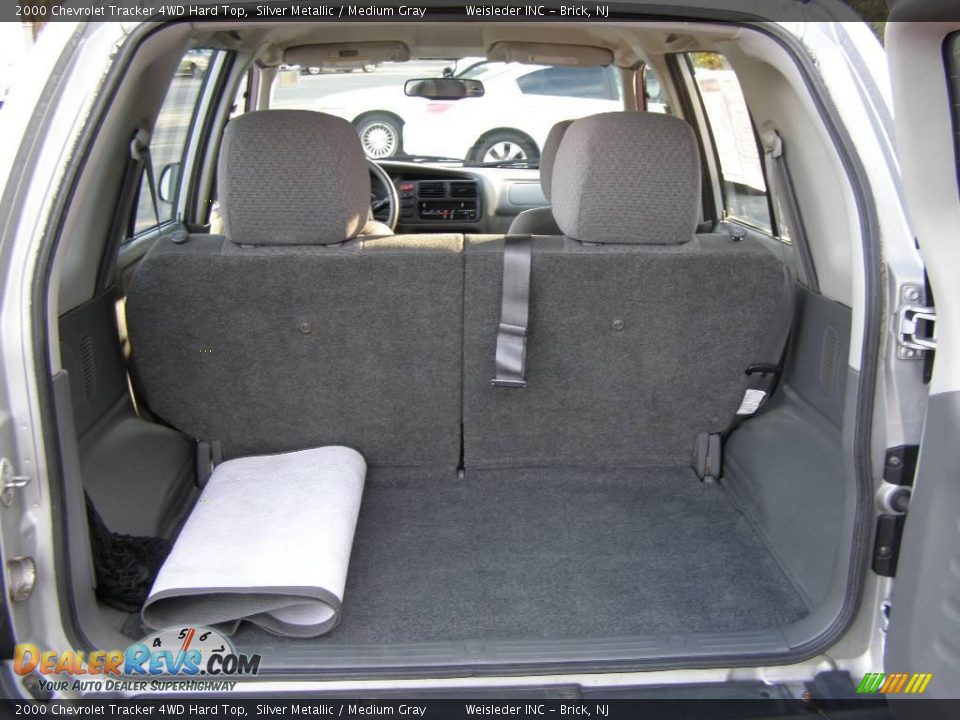 2000 Chevrolet Tracker 4WD Hard Top Silver Metallic / Medium Gray Photo #11