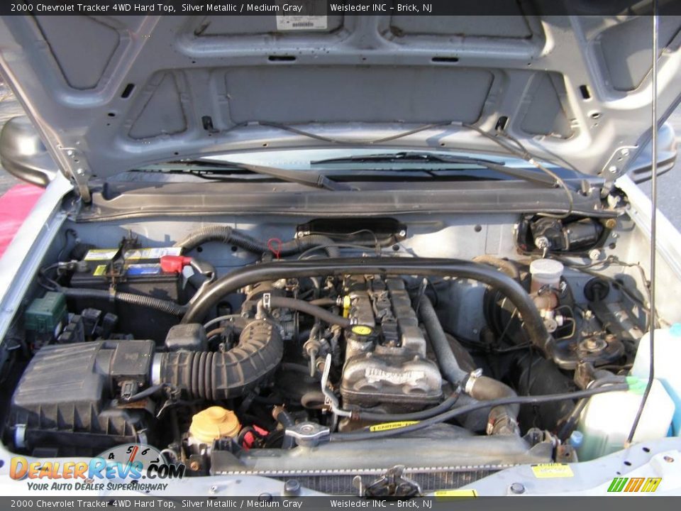2000 Chevrolet Tracker 4WD Hard Top Silver Metallic / Medium Gray Photo #25