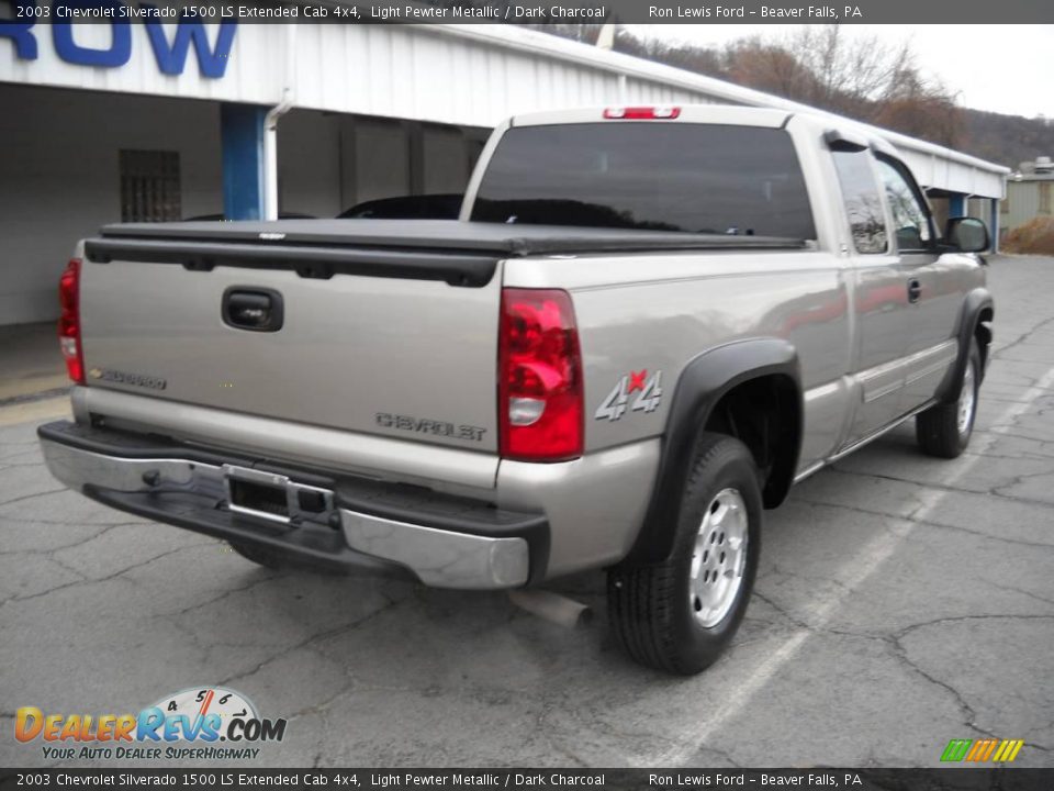 2003 Chevrolet Silverado 1500 LS Extended Cab 4x4 Light Pewter Metallic / Dark Charcoal Photo #2