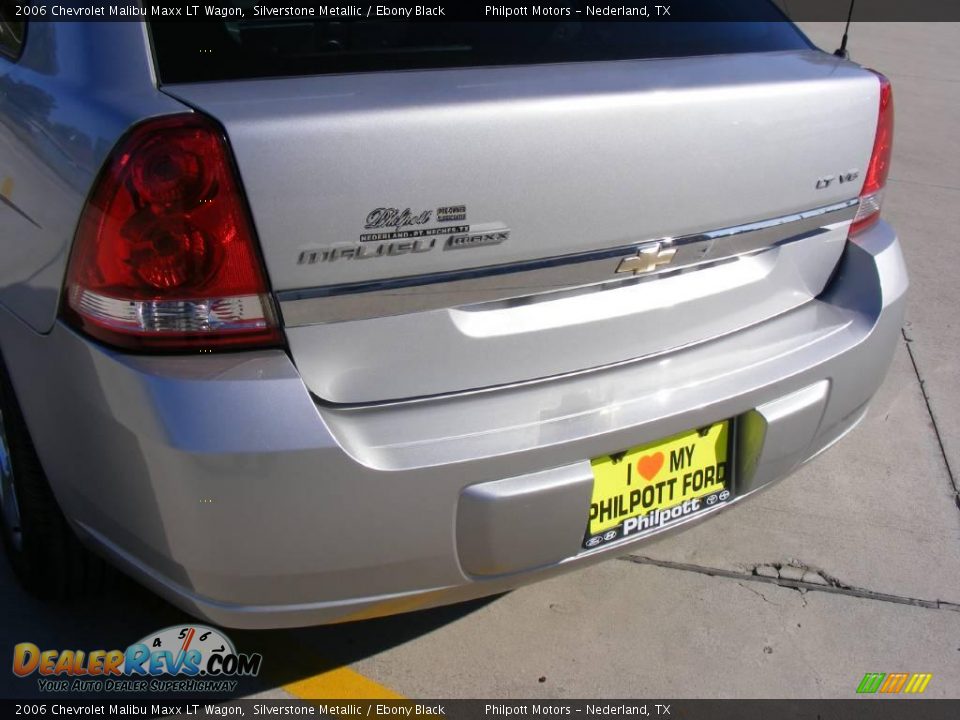 2006 Chevrolet Malibu Maxx LT Wagon Silverstone Metallic / Ebony Black Photo #21