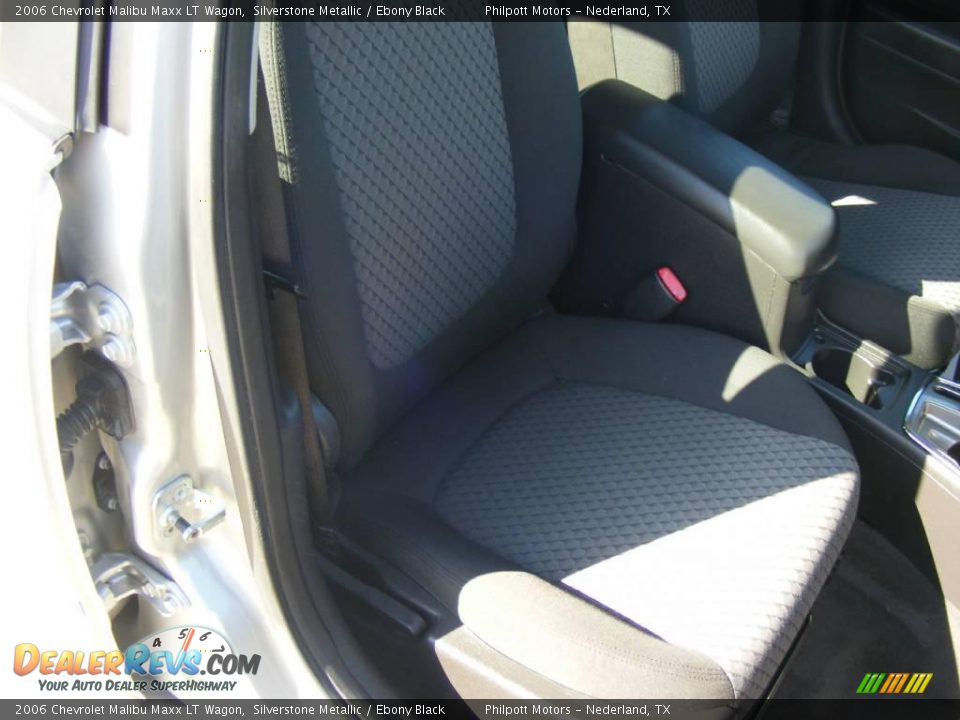 2006 Chevrolet Malibu Maxx LT Wagon Silverstone Metallic / Ebony Black Photo #27