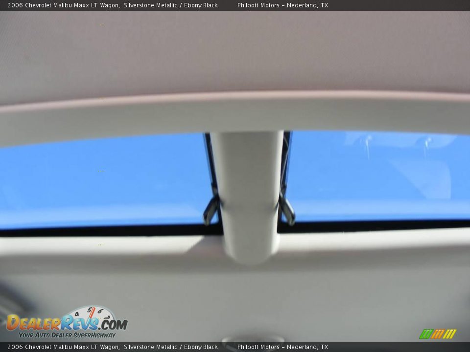 2006 Chevrolet Malibu Maxx LT Wagon Silverstone Metallic / Ebony Black Photo #32