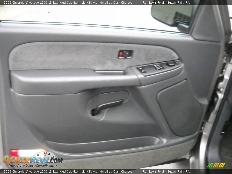 2003 Chevrolet Silverado 1500 LS Extended Cab 4x4 Light Pewter Metallic / Dark Charcoal Photo #19