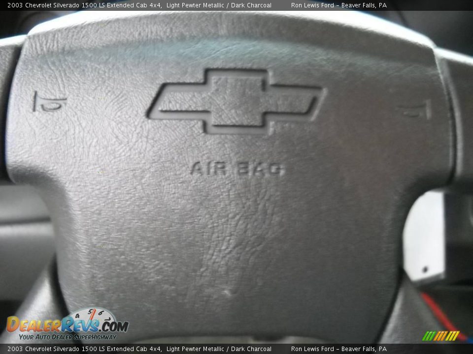 2003 Chevrolet Silverado 1500 LS Extended Cab 4x4 Light Pewter Metallic / Dark Charcoal Photo #23