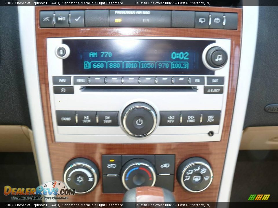 2007 Chevrolet Equinox LT AWD Sandstone Metallic / Light Cashmere Photo #10