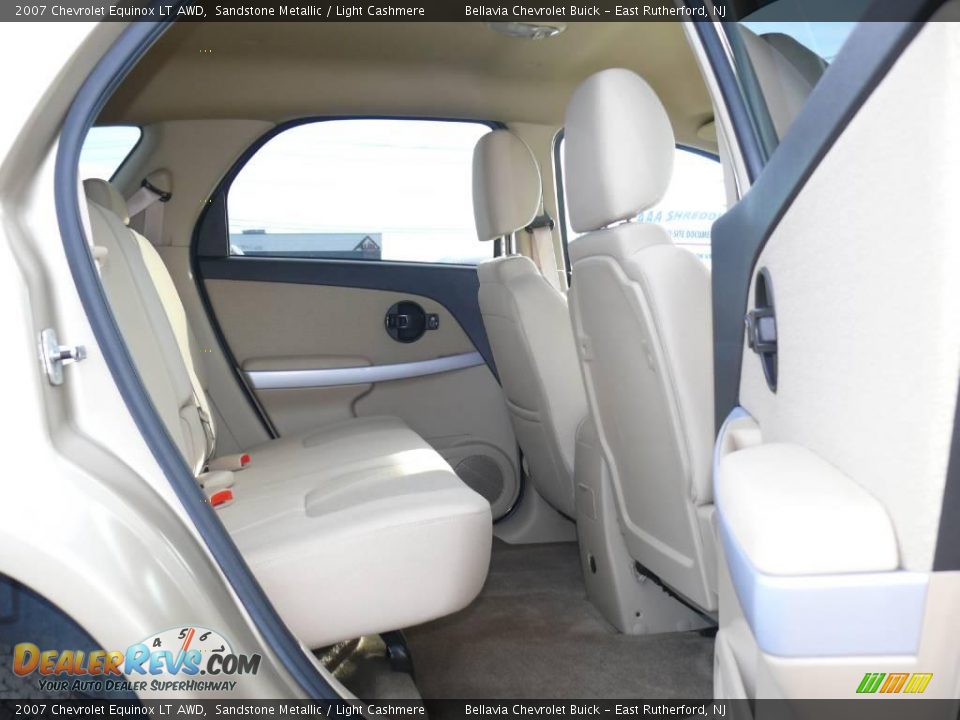 2007 Chevrolet Equinox LT AWD Sandstone Metallic / Light Cashmere Photo #12