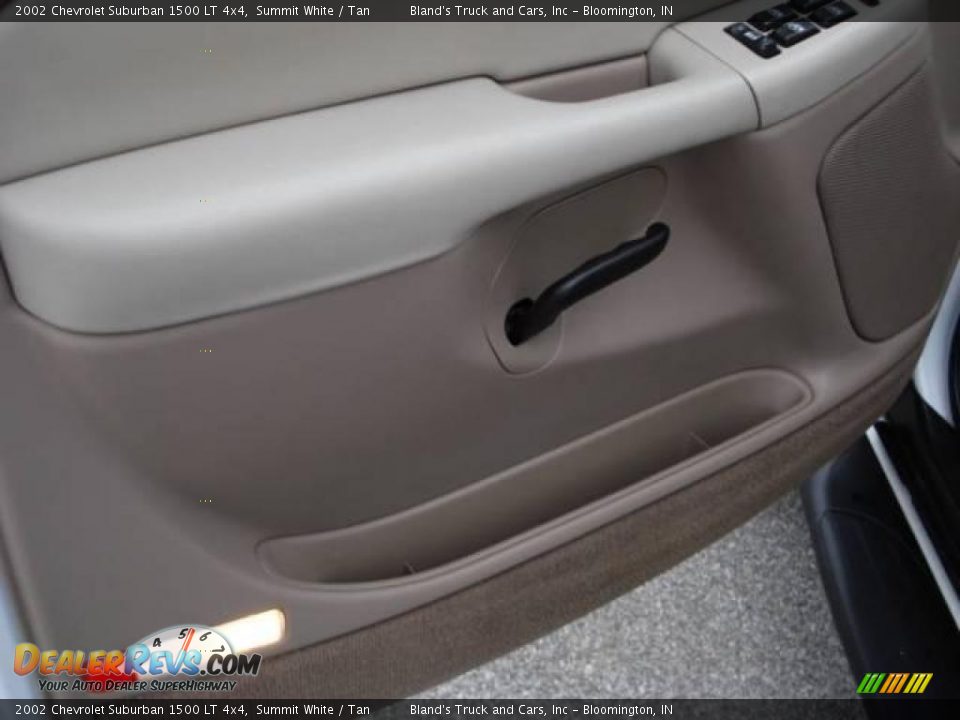 2002 Chevrolet Suburban 1500 LT 4x4 Summit White / Tan Photo #19
