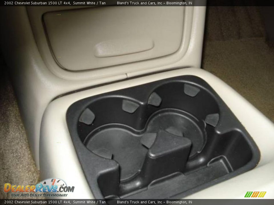 2002 Chevrolet Suburban 1500 LT 4x4 Summit White / Tan Photo #30
