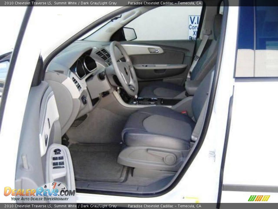 2010 Chevrolet Traverse LS Summit White / Dark Gray/Light Gray Photo #15