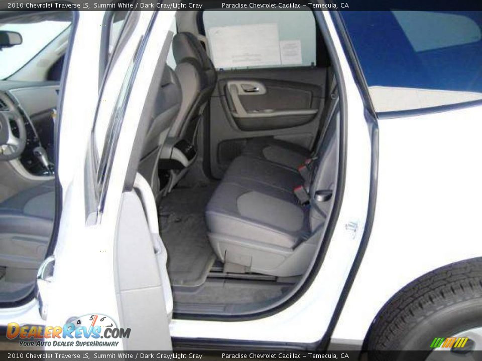 2010 Chevrolet Traverse LS Summit White / Dark Gray/Light Gray Photo #18