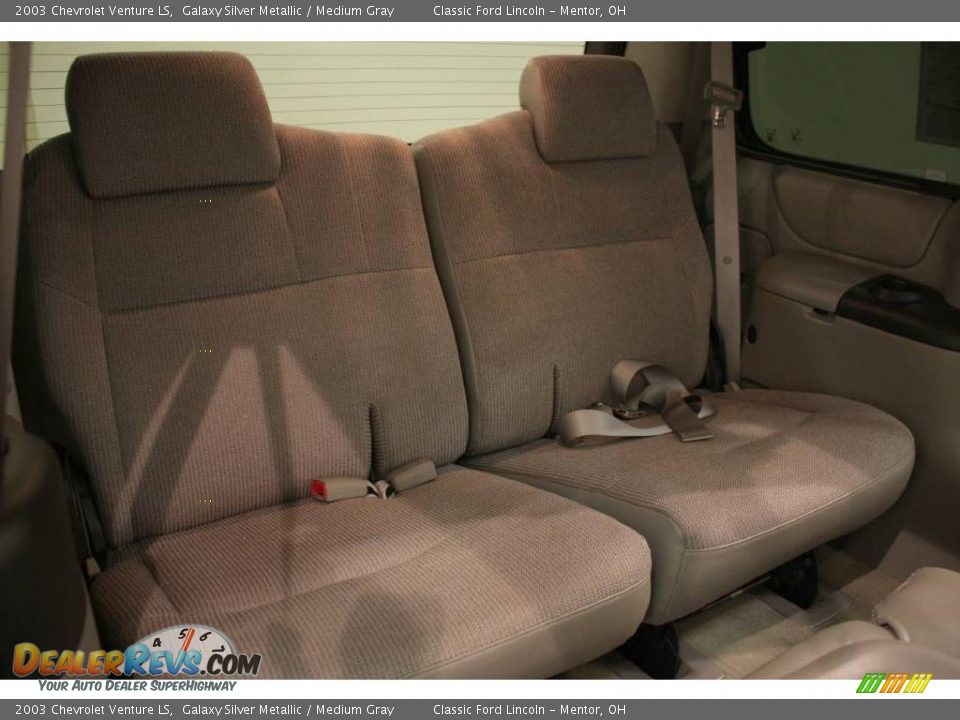 2003 Chevrolet Venture LS Galaxy Silver Metallic / Medium Gray Photo #14