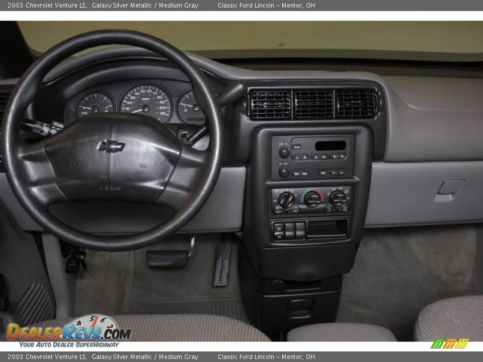 2003 Chevrolet Venture LS Galaxy Silver Metallic / Medium Gray Photo #16